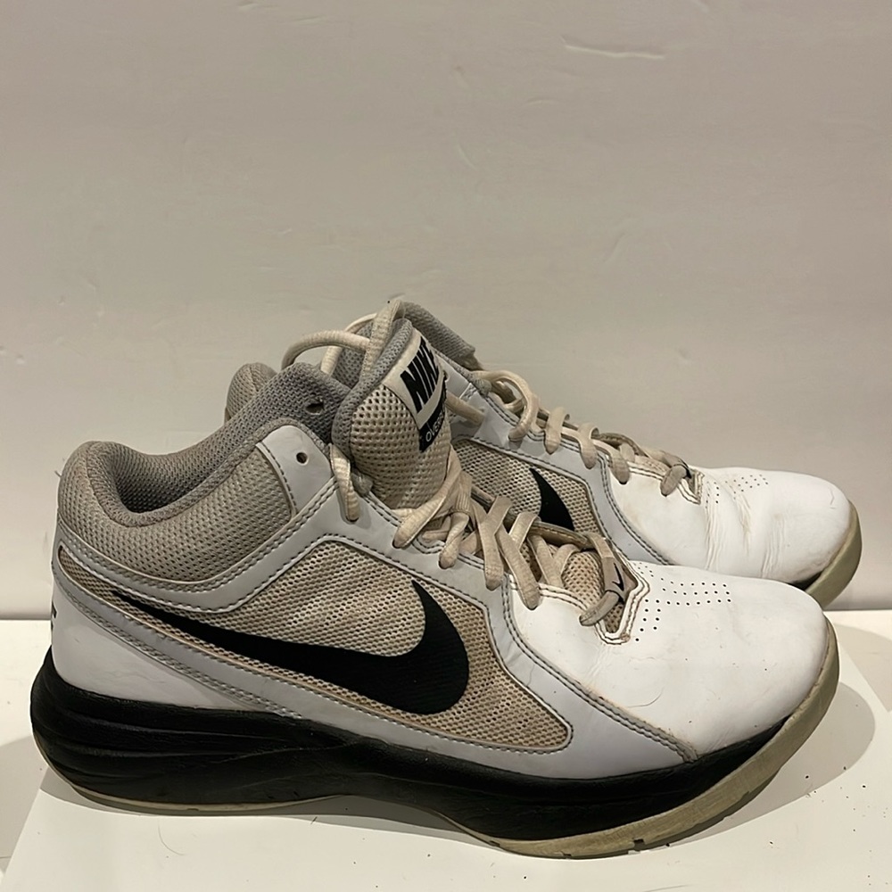 Nike overplay viii